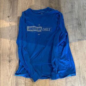 American Eagle Outfitters Men's Vibrant Blue Long Sleeve Tee